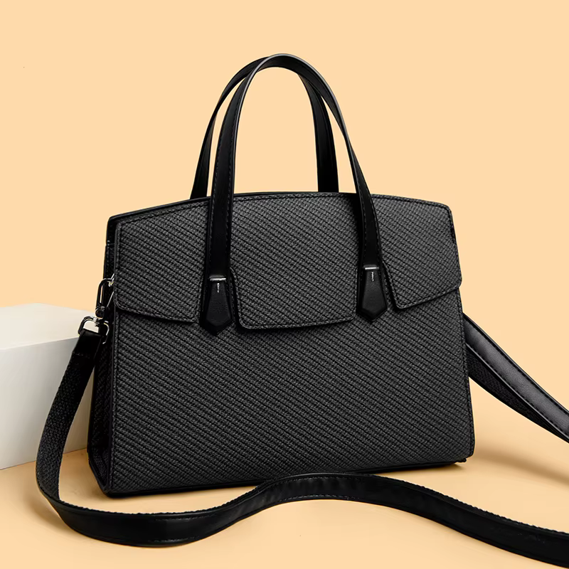 New Classic Bag Shoulder Handbag Trendy Sling Crossbody Bag Women Popular Lady Purse Fashion Handbag and Purse